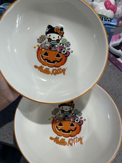 Hello Kitty Halloween Plates 