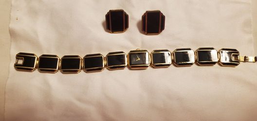 Relog Y Aretes Citizen Coleccion. (VONTAGE)