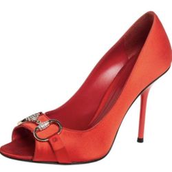 Authentic Gucci Satin Horsebit Heels