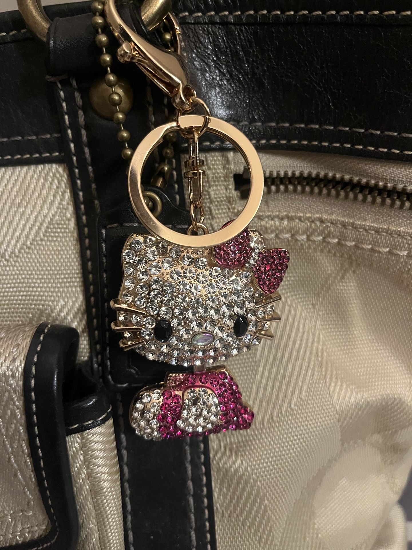 Hello Kitty Bag Charm Keychain New