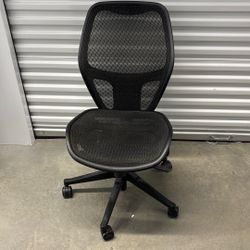 Mesh Office Chair – Rolling Desk Chair w/ Adjustable Height
