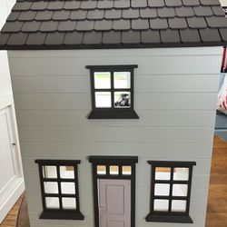 Pottery Barn Westport dollhouse 