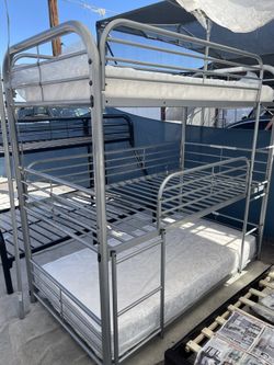 Triple Bed