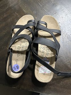 Chic Black Strappy Sandals - Size 8.5 - Comfortable & Stylish