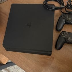 PS4