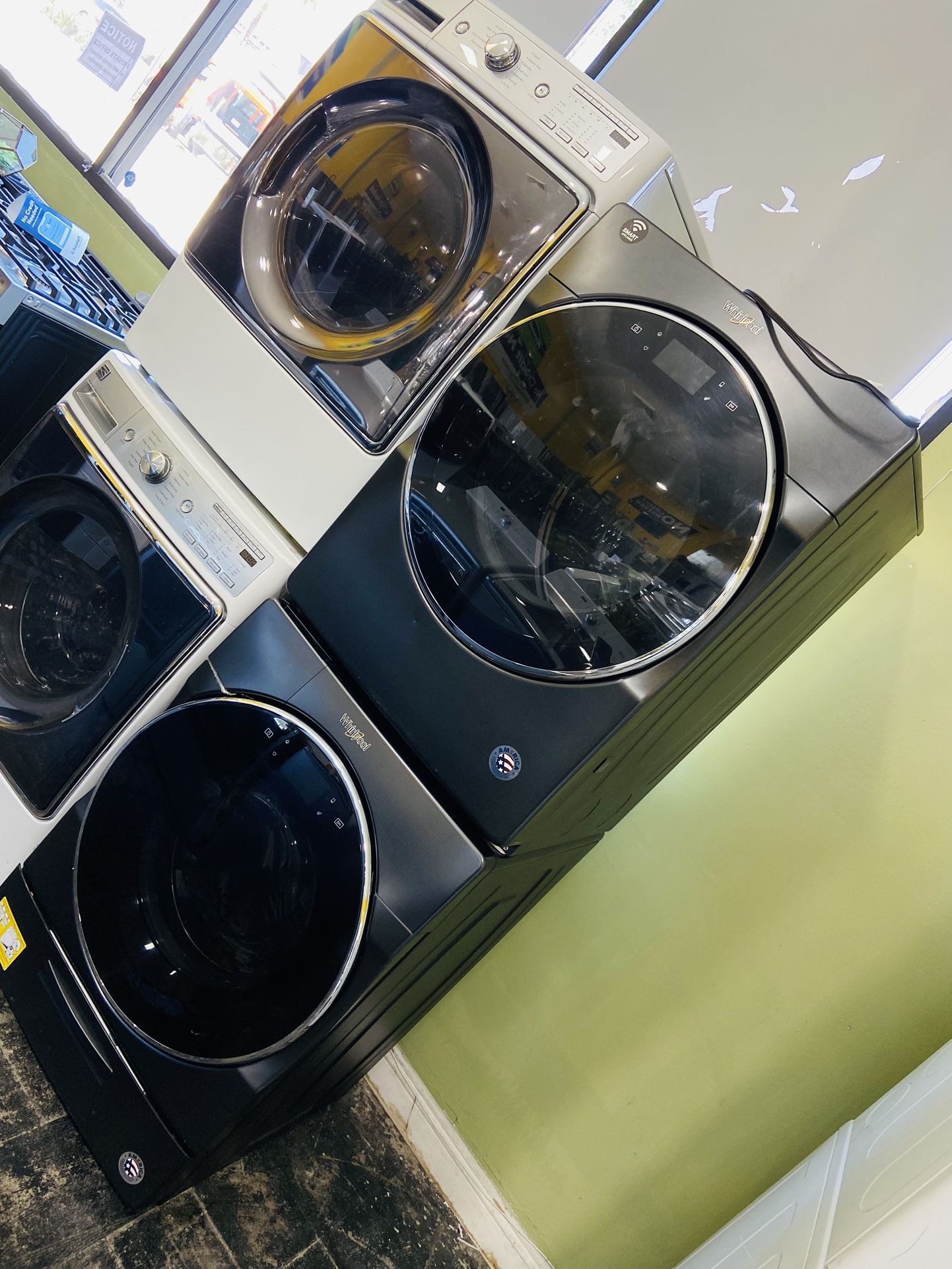 Whirlpool Black Washwr And Dryer No Credit Needed