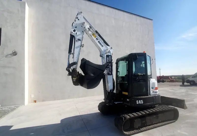Bobcat E45