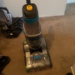 Revolution Deluxe Bissell Carpet Cleaner And More 