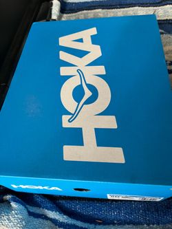 Shoes Hoka women’s 8B
