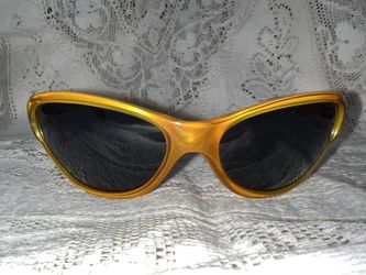 New Daggers Sunglasses Unisex Model SG374 Triton