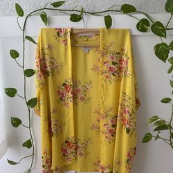 Barely used Swirling with blooms Yellow  Kimono Loft Brand