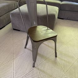 Dining Room Chairs 