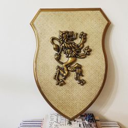 Vintage 1970s Lion Heraldry Crest Coat of Arms Crest Wall Plaque/Hanging