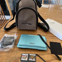 Nintendo DS Game System Reconditioned New Teal Green Casing, 3 Games, & Backpack