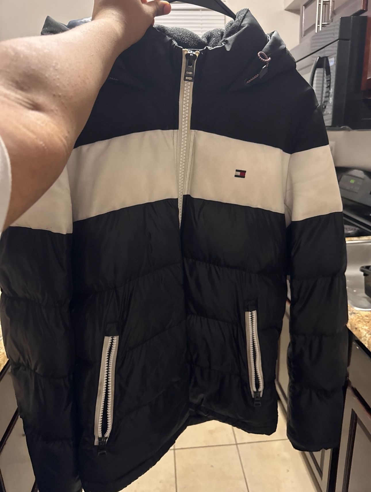 tommy hilfiger puffer jacket