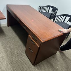 Office Desks 