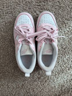 Pink Nike Dunks in size 7.5