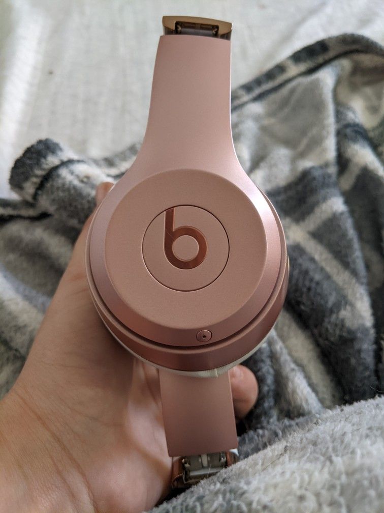 Beats Solo 3 Pink