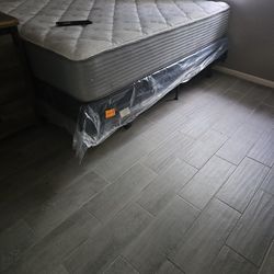 Queen Bed Riser And Box Spring