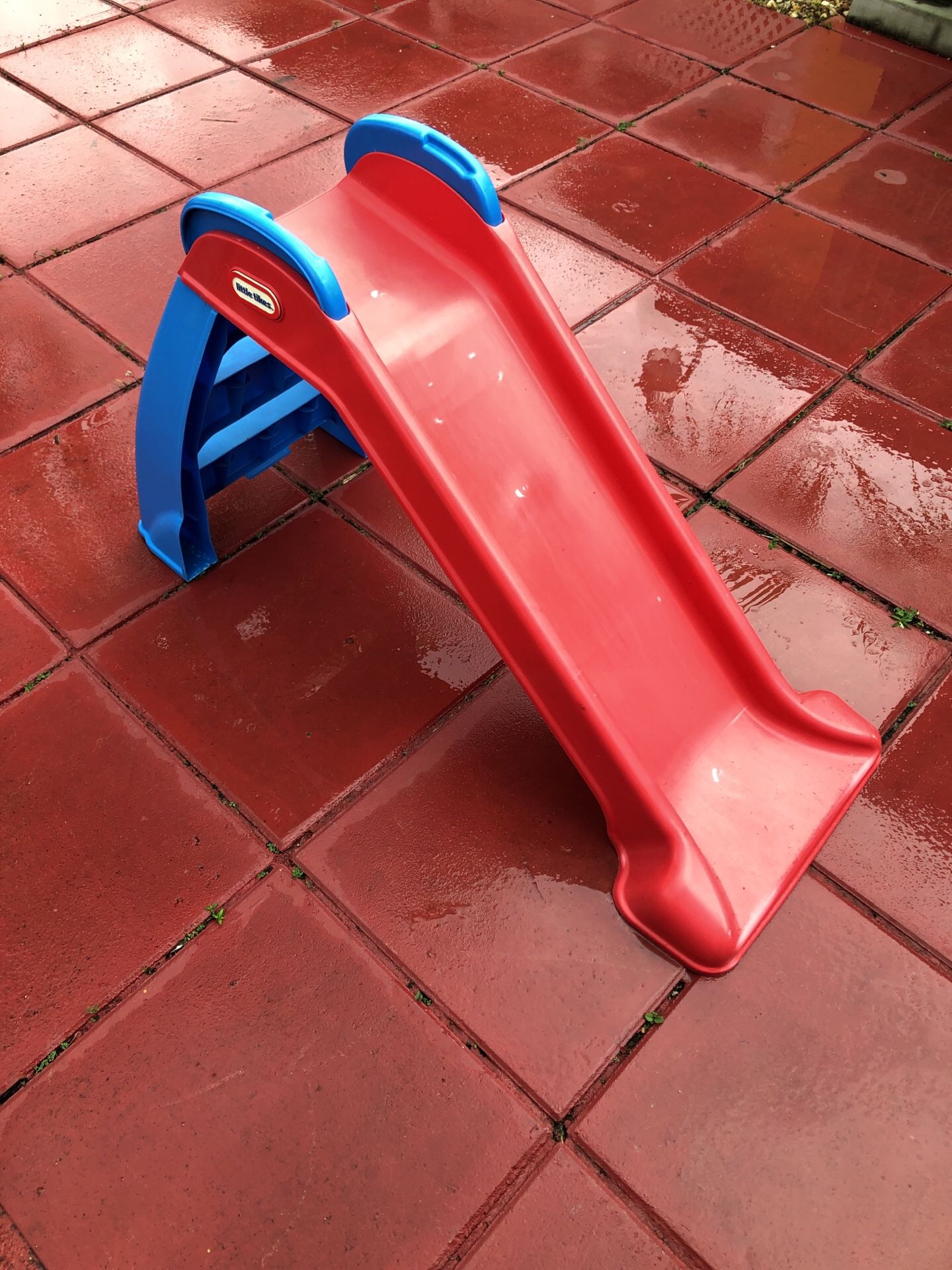 Little tikes Baby swing