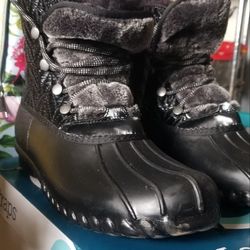 Weather Proof Women Boots