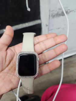 APPLE WATCH SERIES 8