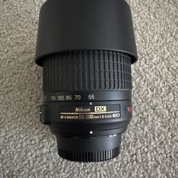 Nikon 55-200mm Telephoto Lens + Carry Speed Pro Strap