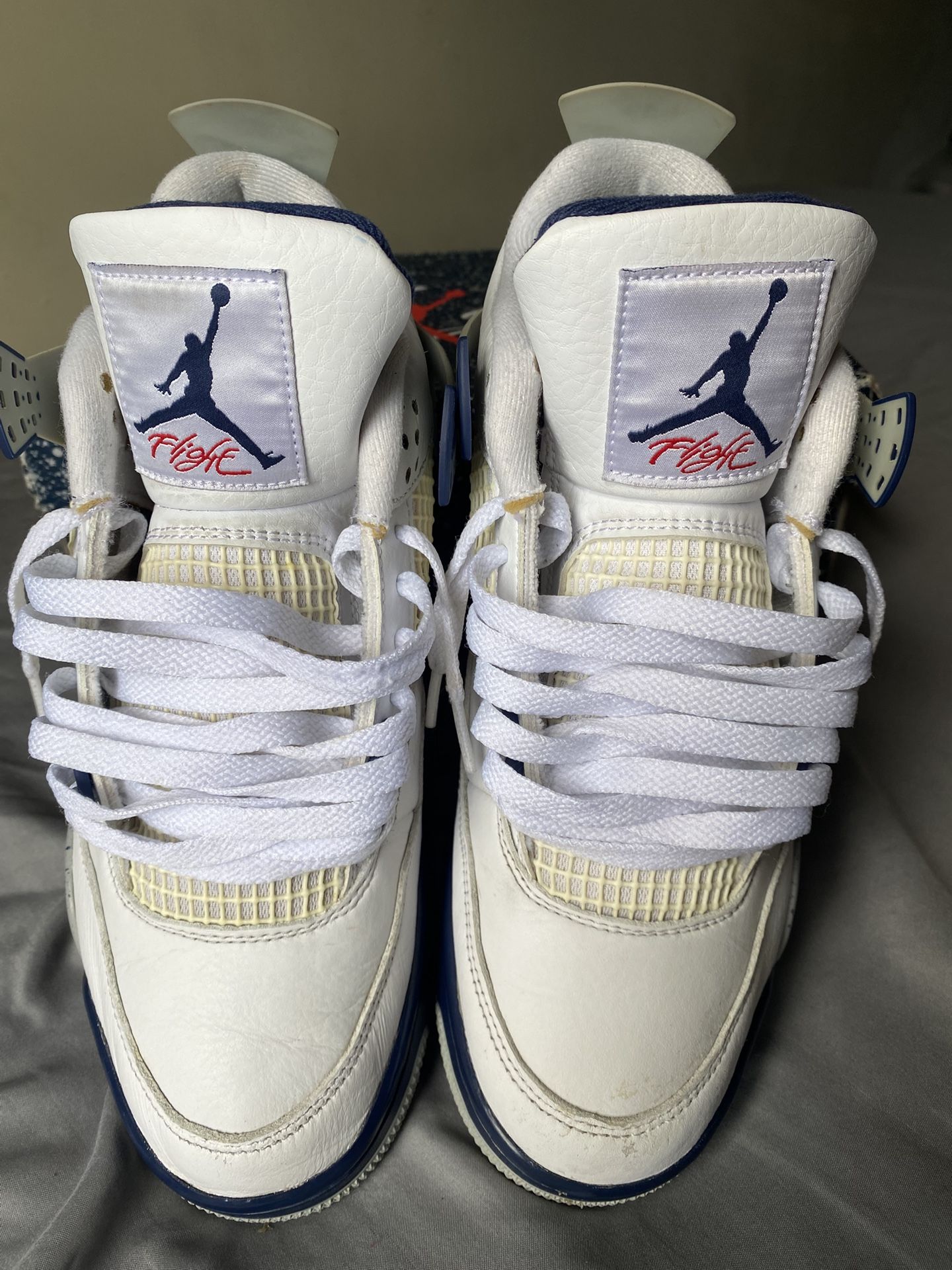 Midnight Navy Jordan 4s