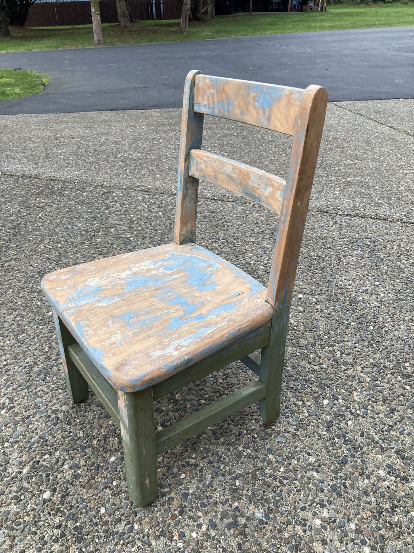 Small Child’s Chair