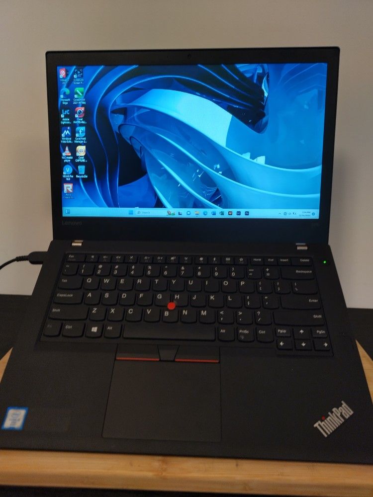 Lenovo Laptop - Charger & Battery - 2025 Windows 11 Pro + $125