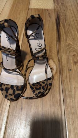Zapatillas nuevas size 7  $20
