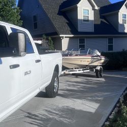 Glastron Speed Boat 16’ 140 Johnson Outboard  