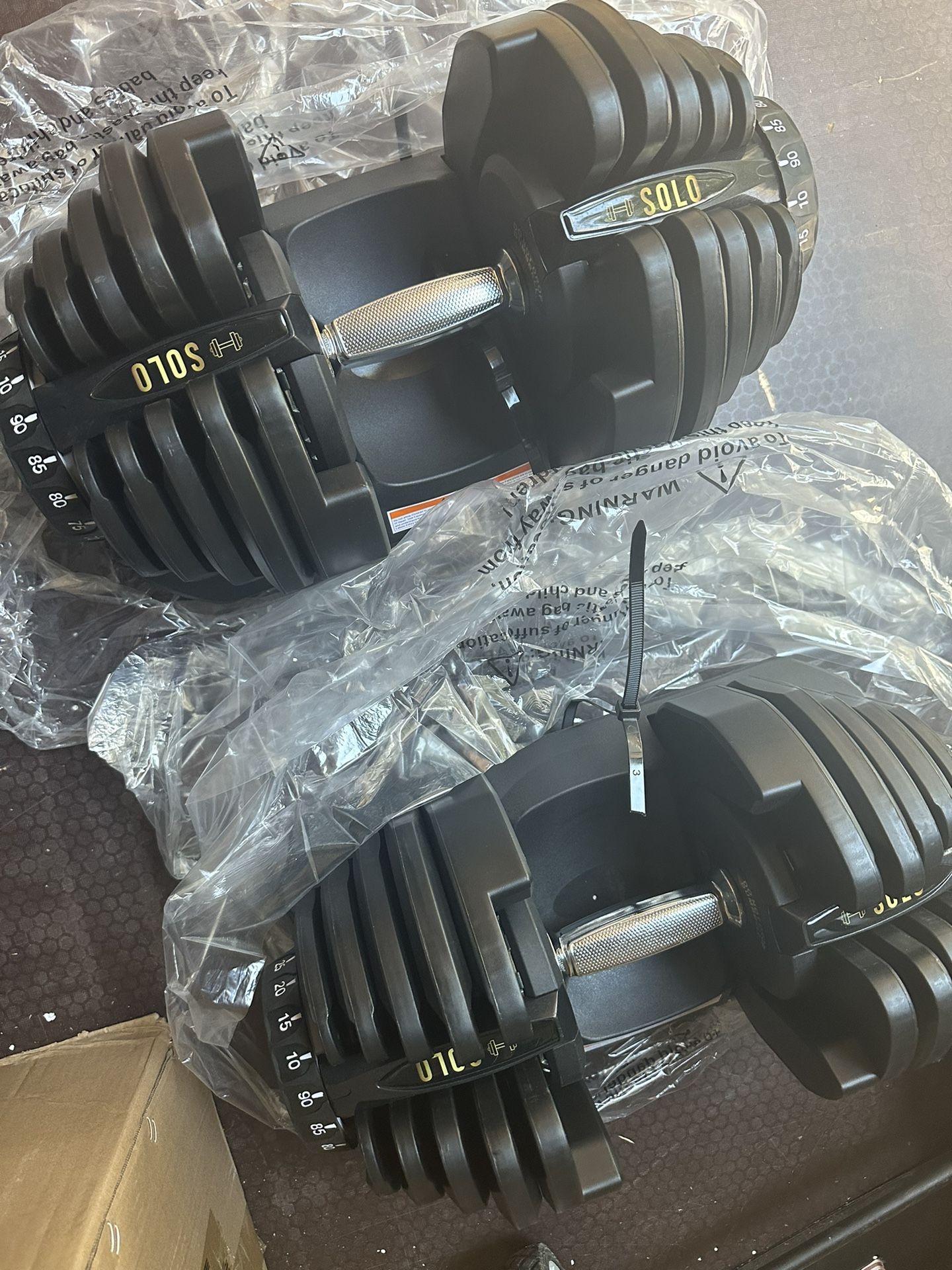 90lb Adjustable Dumbbells Weights Set Brand new