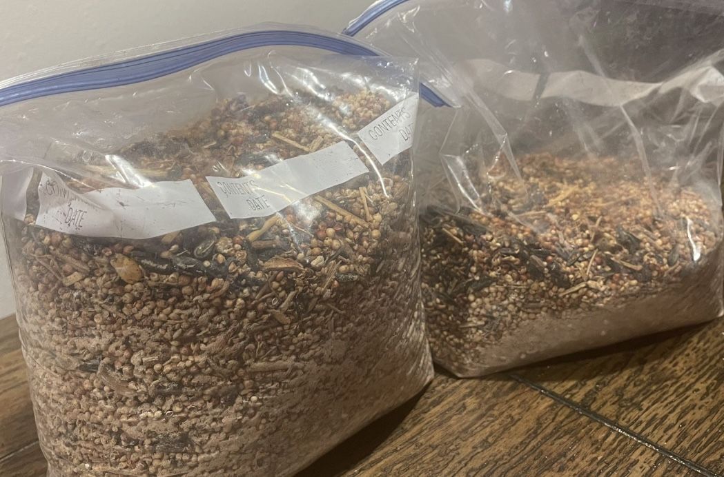 2 Big Bags Full Of Anytype Of Bird Birdfood