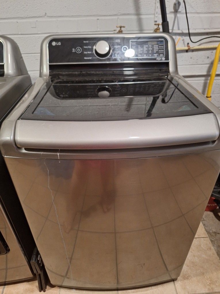 LG Washer And Dryer (Good Condition)