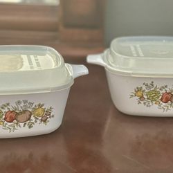 Set of 2 Vintage Corning-ware spice of life 700 cc with lids 