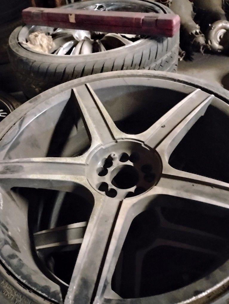 All 4 Rims Tires Available $700 Cash I Power wash Them For Free.