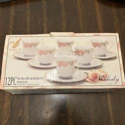 2 New Coffee Cup Sets Plus Used Plates And Case