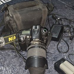 Nikon SLR D90 Camera