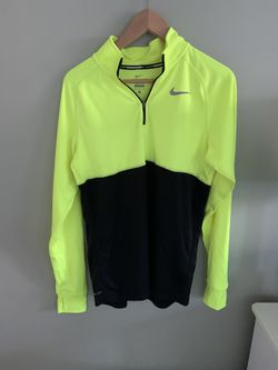 Men’s Nike Shirt 