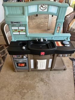 Step2 Kids Play Kitchen