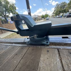 RIGID F60 COMBINATION VISE 66997