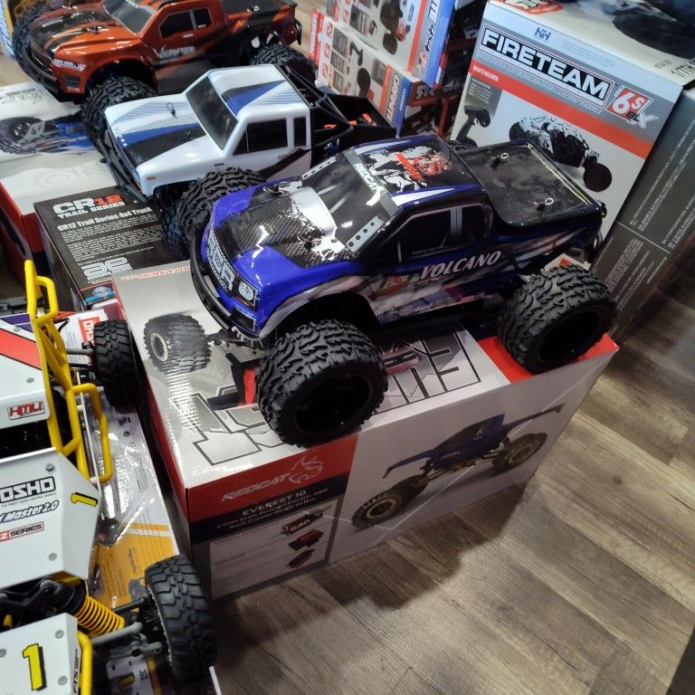 Redcats Racing Volcano Epx RC Electric Monster Truck Including Remote Battery And A Charger Toys