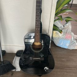 Yamaha Guitar 