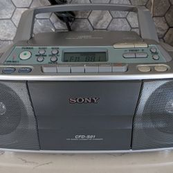 Sony AM FM CD Cassette Tape Boom Box Table Radio