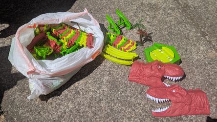 Dinosaur Park Track Set