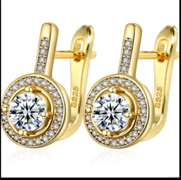 18k YELLOW GOLD DIAMOND STUD EARRINGS