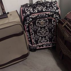 Rolling Carry On With 4wheels $25 Each