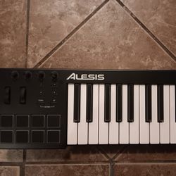 Alesis V25