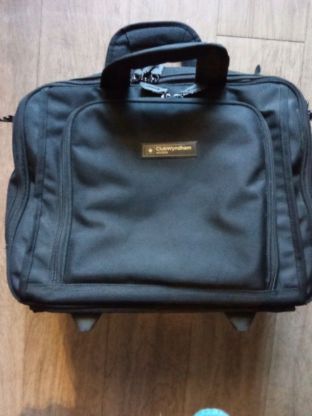 Black Messenger Carry on Travel Bag With Wheeks